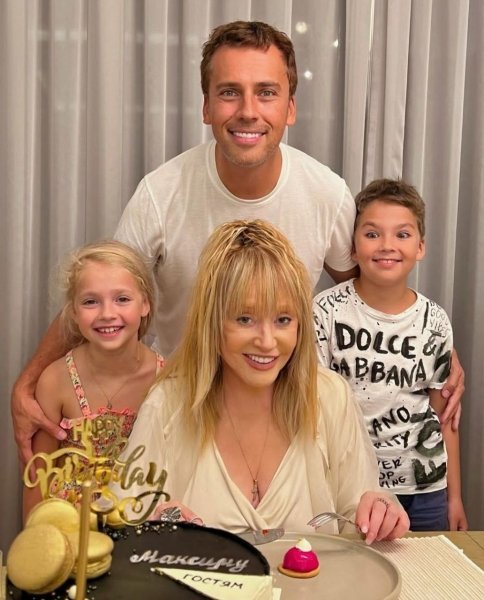 максим галкин, лишить галкина родительских прав, дети максима галкина, дети пугачевой, дети пугачевой и галкина, лиза и гари галкины, юрист ярослав михайлов, галкин прокуратура, галкин иноагент dqxikeidqxidqeant