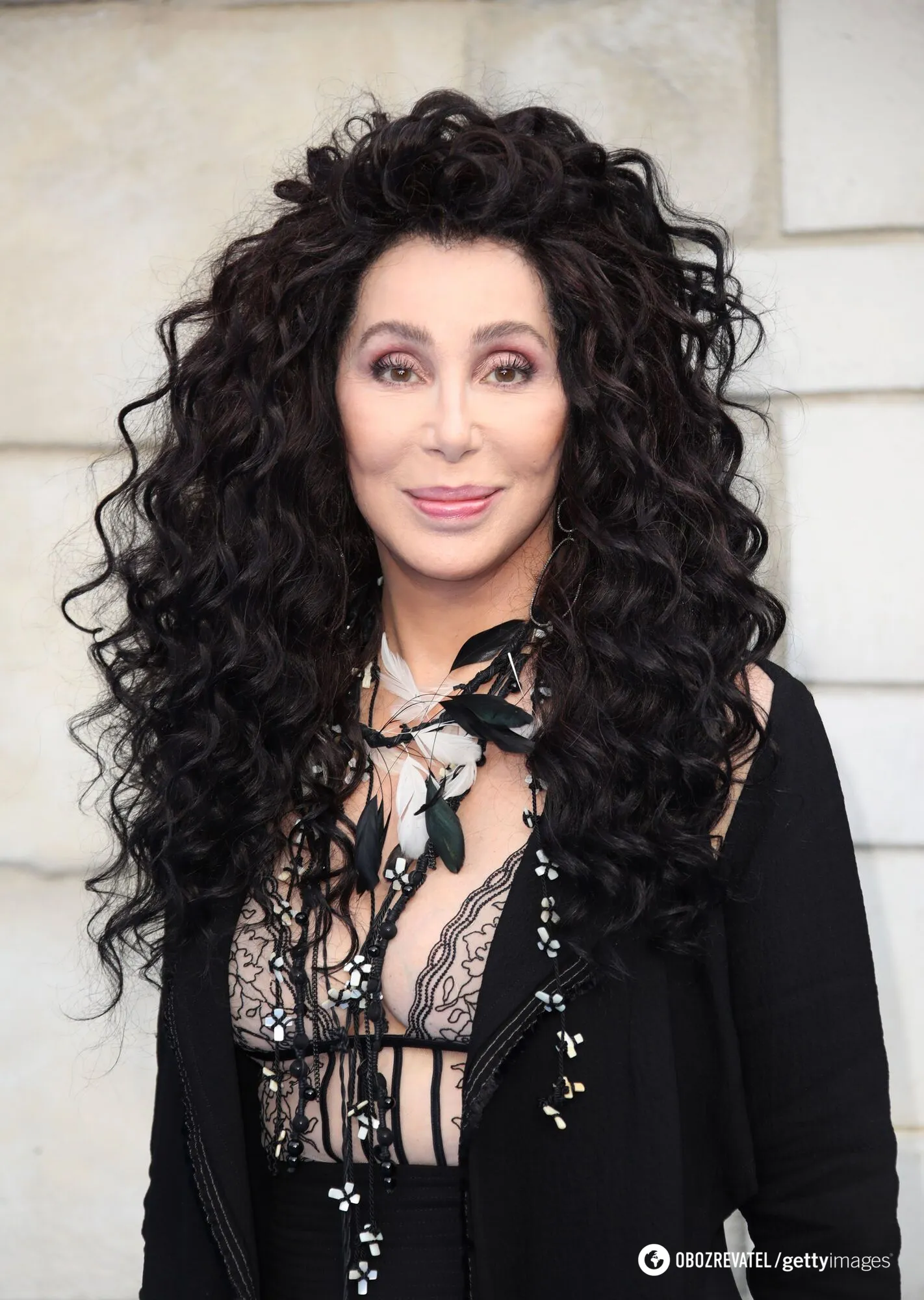 Легендарная Шер трогательно высказалась об украинцах: такие сильные, смелые, стойкие dqxikeidqxidqrant