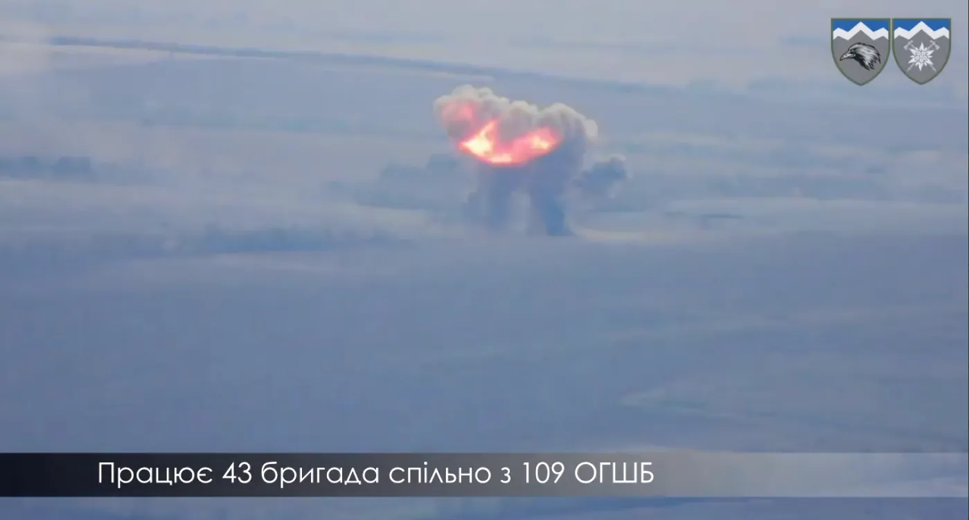 Устроили ’’фейерверк’’: в ВСУ показали эффектные кадры уничтожения вражеских мин и боеприпасов. Видео