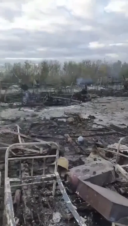 Курили там, де треба: під Бєлгородом ущент вигоріла база окупантів. Відео dqxikeidqxidqeant