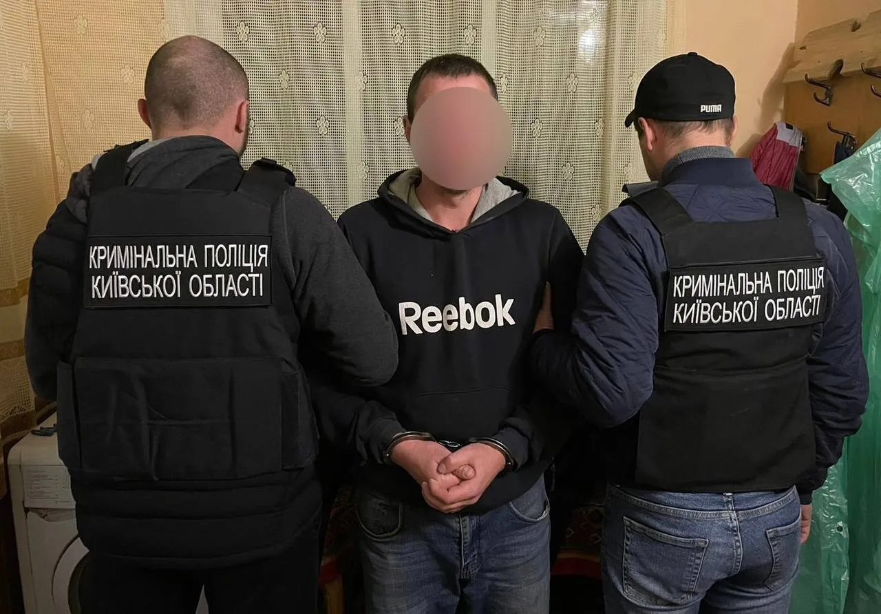 В Киевской области мужчина во время конфликта ударом металлического прута убил сожительницу dqxikeidqxidqeant