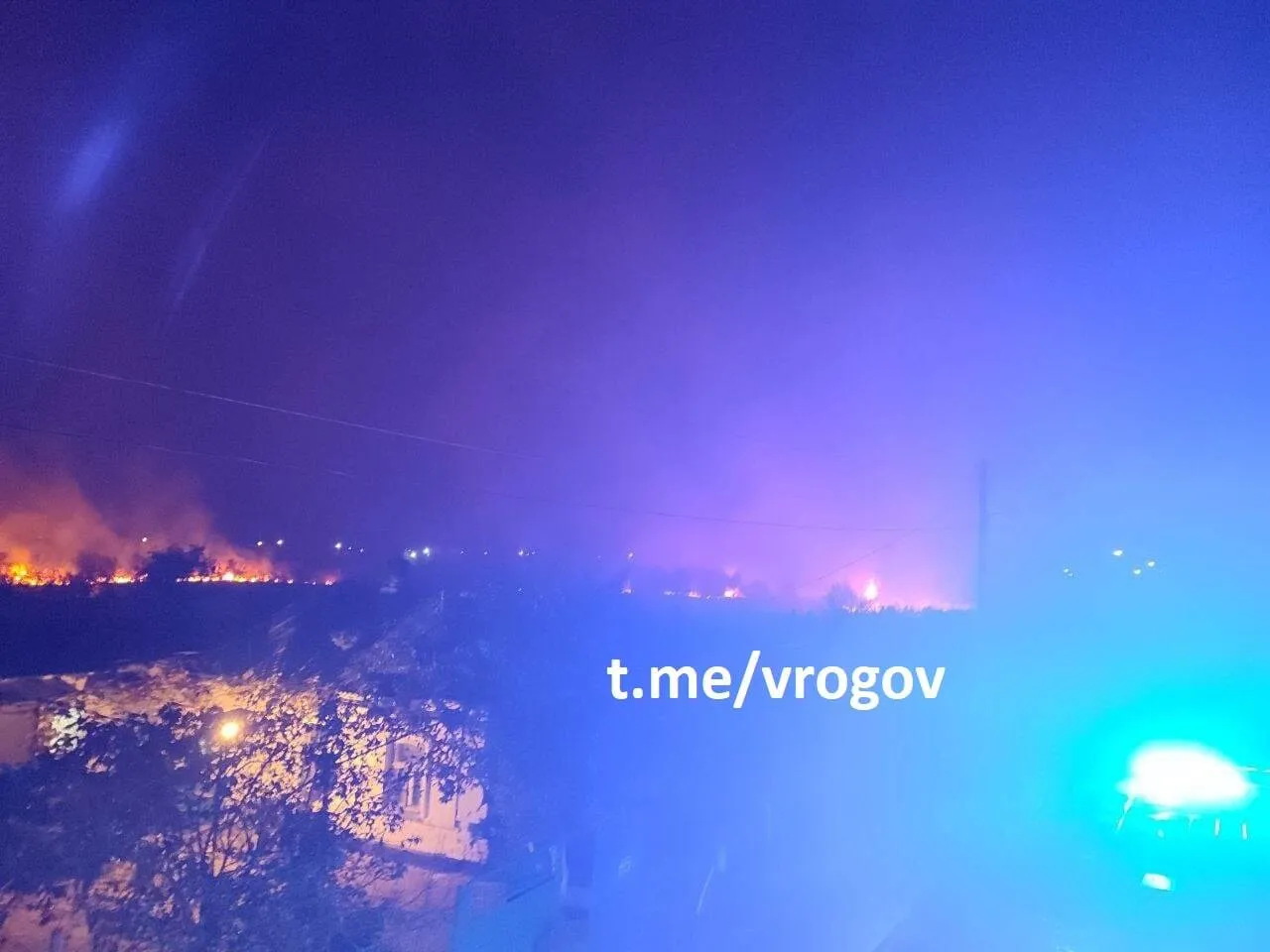 У Бердянську розцвіла ’’бавовна’’: вогонь помітили біля складу боєприпасів військ РФ