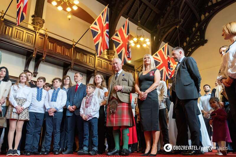 Король Чарльз III встретился с украинскими беженцами в Шотландии. Фото