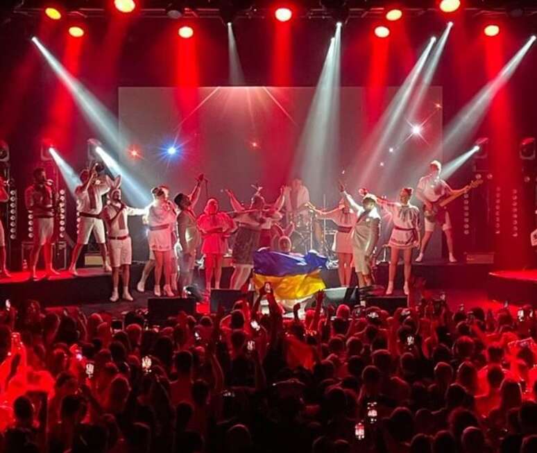 Сердючка зі сцени в Кракові в запальному танці побажала Путіну смерті. Відео