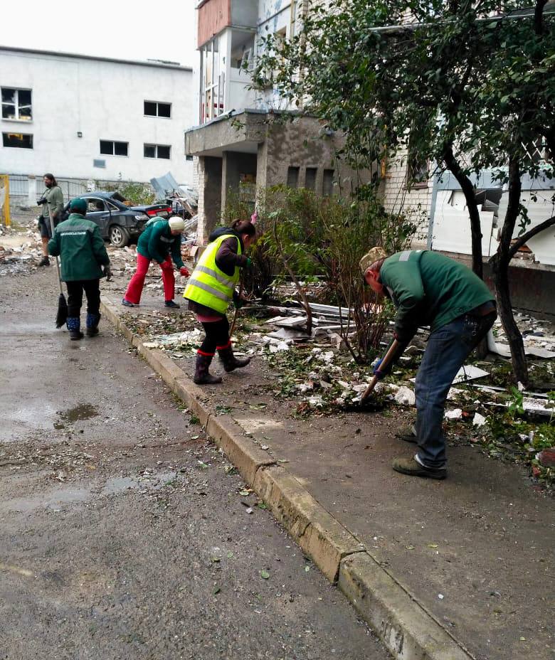 Сенкевич показал последствия российских ударов по Николаеву: повреждены 5 многоэтажек 02