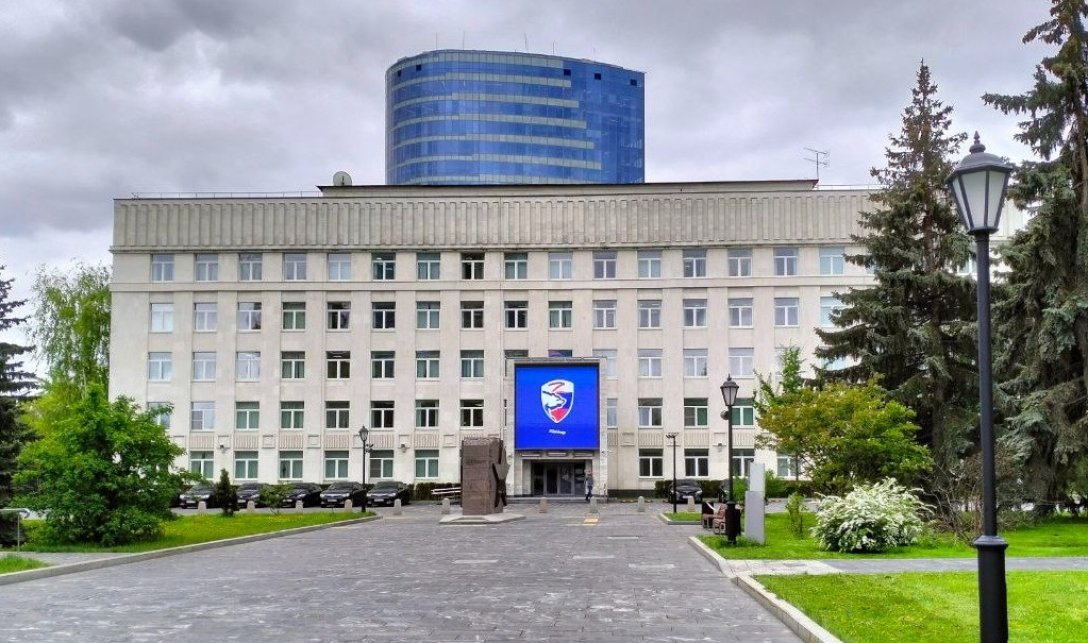 підпалили офіс Єдиної Росії, приймальню підпалили, підпал офісу Єдиної Росії, Дмитро Медведєв, у Москві підпалили, коктейль Молотова dqxikeidqxidqrant