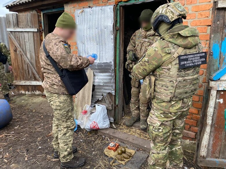 Прихильника русского мира з вибухівкою затримали на Харківщині 01 dqxikeidqxidqeant