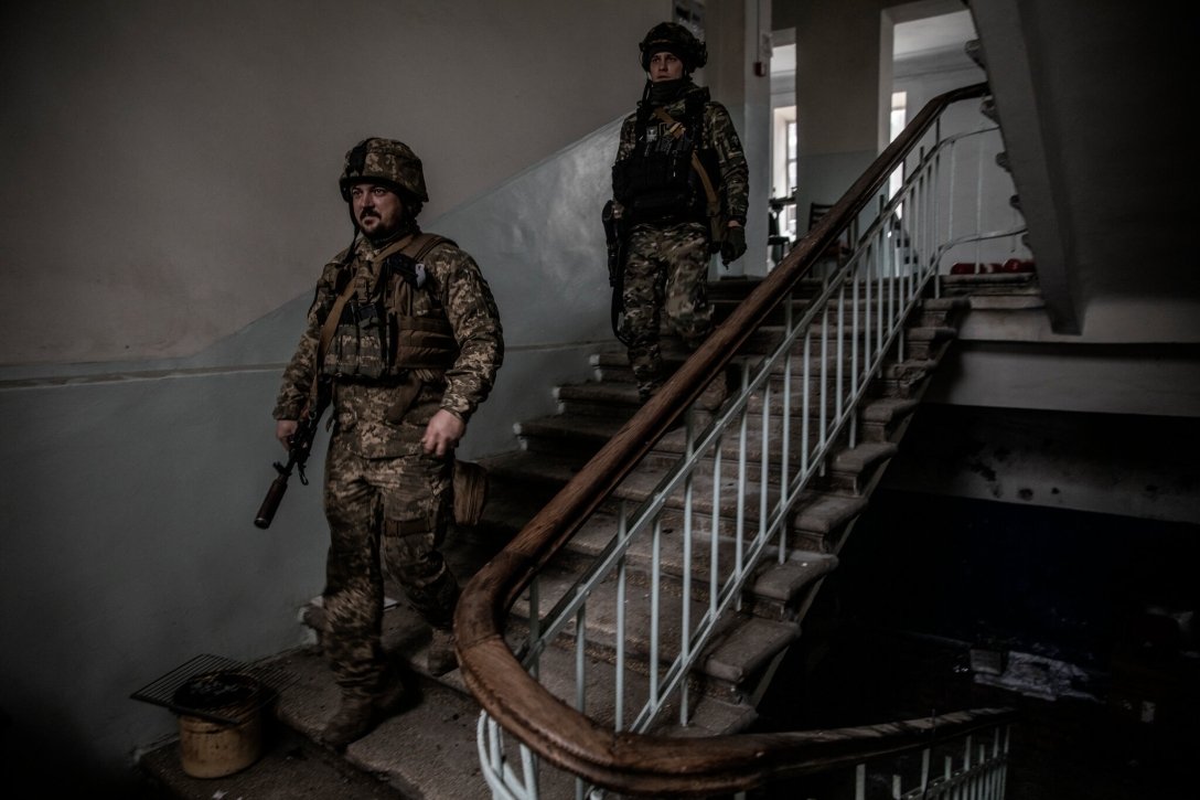 Украинские военные в Бахмуте