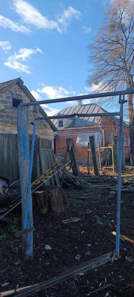 Оккупанты обстреляли Сумщину: повреждена критическая инфраструктура и дома, есть раненые. Фото последствий