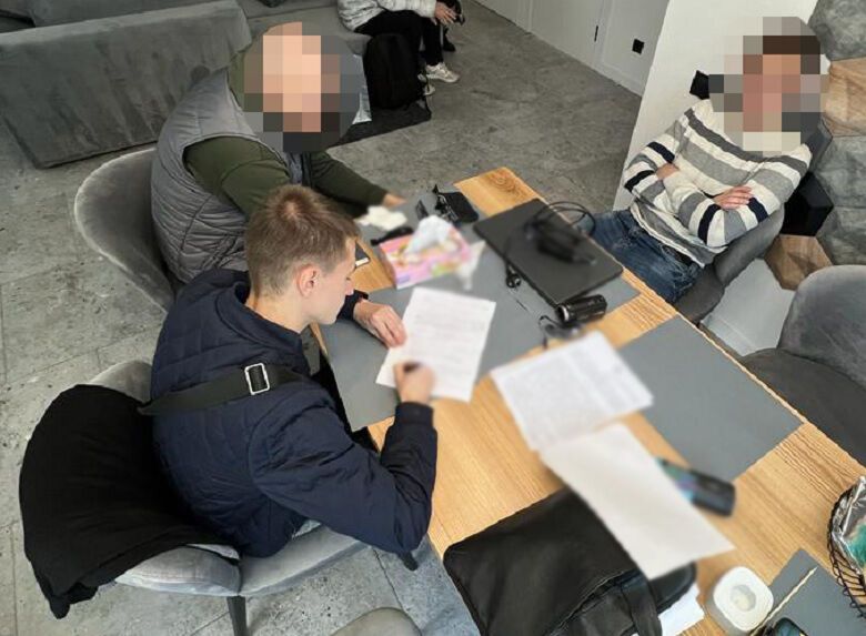 Правоохоронці Києва викрили підпільне інтернет-казино: зловмисники перерахували в РФ близько 3 млрд грн. Фото dqxikeidqxidqrant