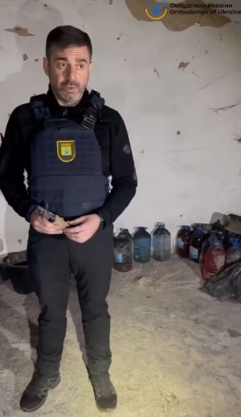 У Херсоні знайшли ще одну катівню окупантів: людей звідти не випускали навіть у туалет. Відео