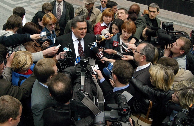 Комментарии для прессы. "Украинская история времен независимости в самый острый период, в котором действовать мне пришлось, останется, безусловно, со мной". Фото: bulvar.com.ua