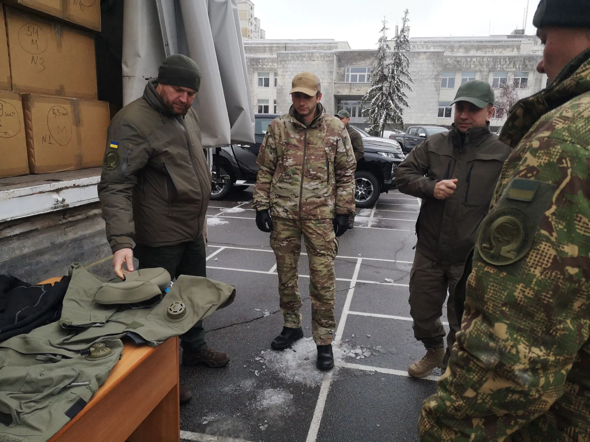 Авіакомпанія ’’Українські вертольоти’’ надала захисникам України чергову партію спорядження й обладнання на близько 39 млн грн