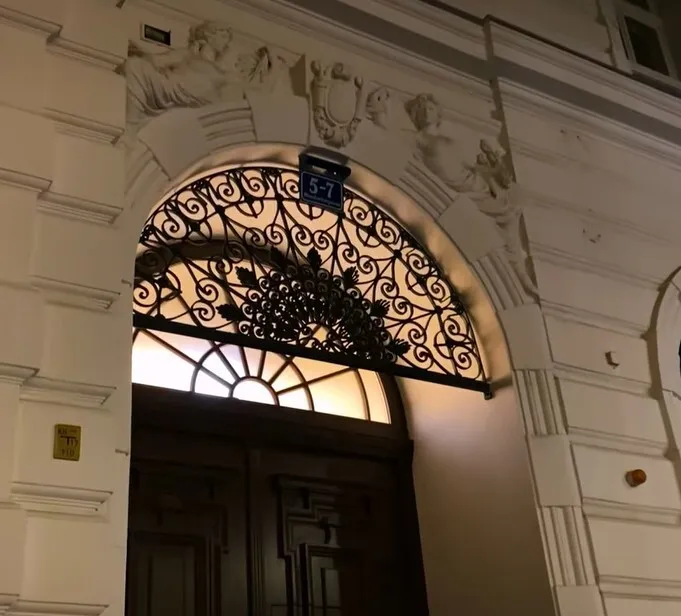 Оголошений у розшук ексглава НБУ Шевченко перебуває у Відні: ЗМІ з’ясували деталі