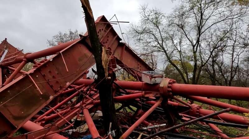 Телевежа впала