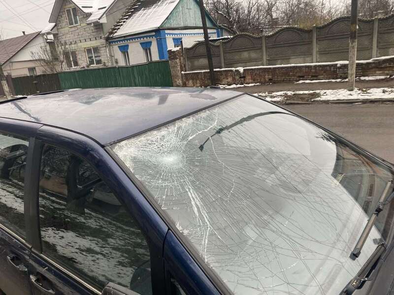 У Київській області легковик збив пішохода-порушника. Фото dqxikeidqxidqeant