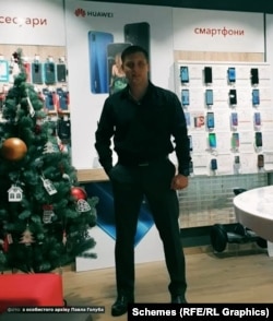 До оккупации Павел занимался аксессуарами для мобильных телефонов