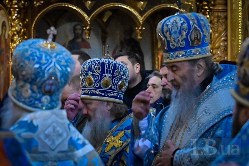 Митрополит Онуфрий (справа) и митрололит Павел (Лебедь) dqxikeidqxidqrant