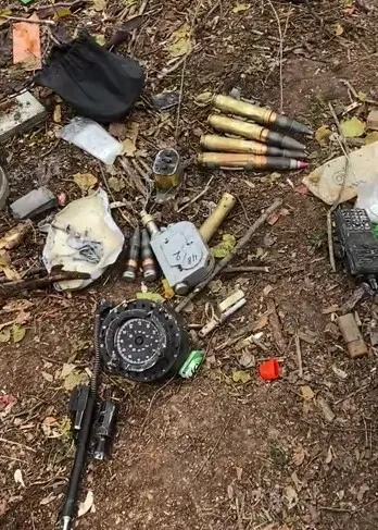 Улетал: в сети показали, что осталось от российского Су-24М, сбитого возле Бахмута. Фото и видео