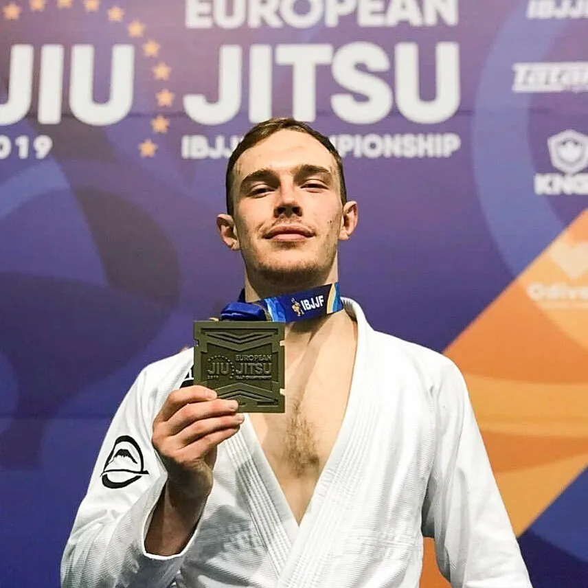 Розвалив росіянина в одну хвіртку: чемпіон Європи, який воює за Україну, розповів про важливу перемогу за місяць до війни