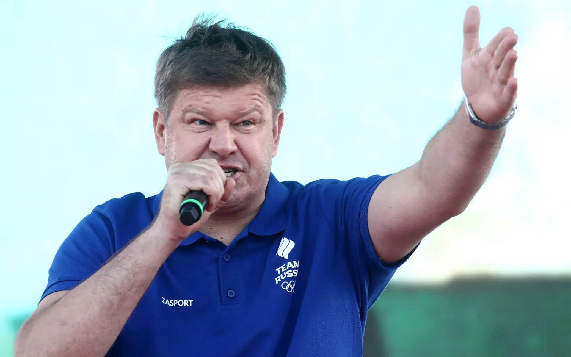 Любимый конферансье Путина призвал ’’помочь Украине победить Россию’’ dqxikeidqxidqrant