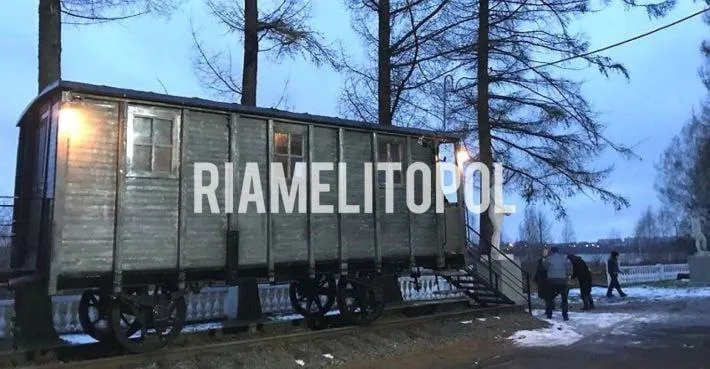 Окупанти перетворюють інститут садівництва у Мелітополі на військову базу: ЗМІ розкрили деталі