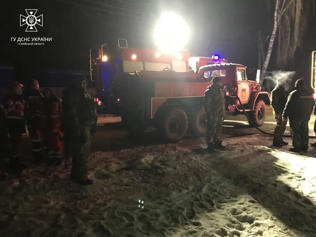 На Київщині під час пожежі в приватному будинку загинули чоловік та жінка dqxikeidqxidqeant