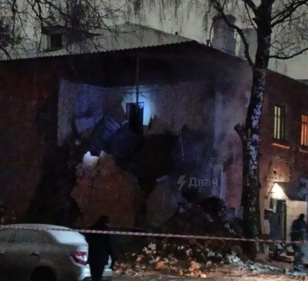 У Рязані вибухом газу в житловому будинку знесло два поверхи. Фото і відео з місця НП dqxikeidqxidqrant