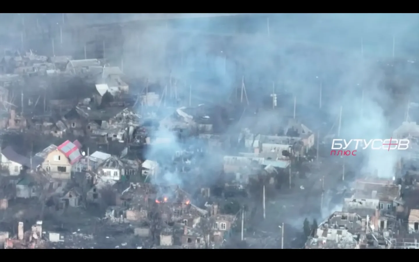 Украинские десантники выбили россиян из восточной окраины Бахмута: видео с беспилотника