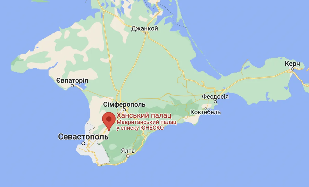 Оккупанты уничтожают Ханский дворец в Бахчисарае: Украина обратилась в ЮНЕСКО. Фото