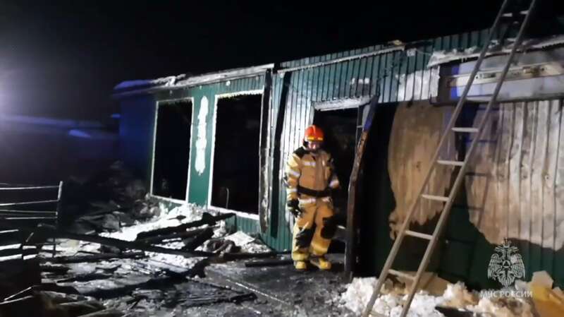 В российском Кемерово вспыхнул дом престарелых: погибли 22 человека. Видео