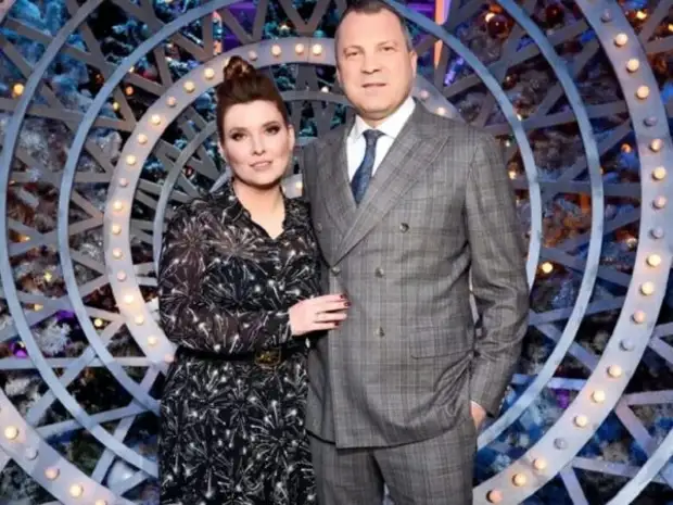 Появившуюся на “Голубом огоньке” Скабееву публично раскритиковали - TVcenter.ru - 24 декабря - 43313489492 - Медиаплатформа МирТесен dqxikeidqxidqeant