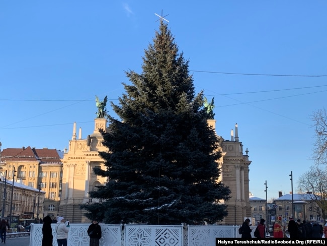 Ялинка у Львові, грудень 2022
