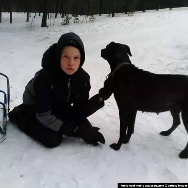 Іван Бауер. Одне із останніх фото підлітка, з особистого архіву родини