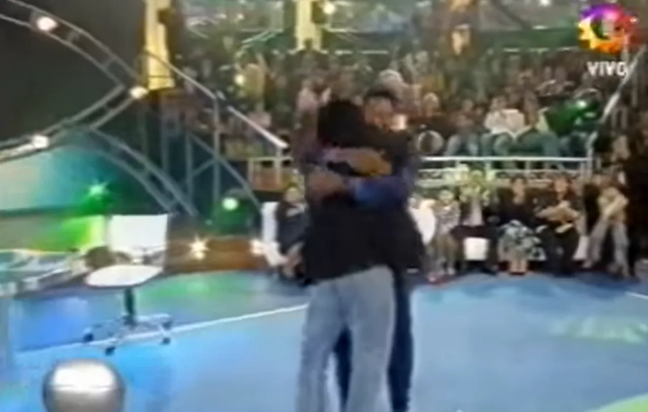 Как Пеле и Марадона сыграли в футбол в эфире: легендарное видео