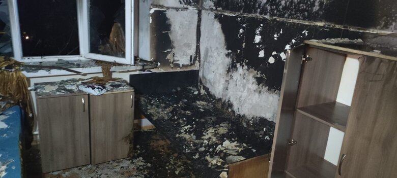 У новорічну ніч ворог ударив по дитячій обласній лікарні у Херсоні, - ДСНС 01 dqxikeidqxidqeant