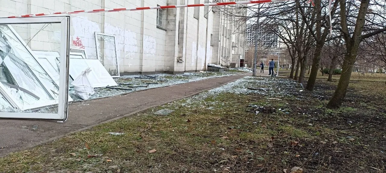 В Университете им. Шевченко показали последствия обстрелов войск РФ. Фото