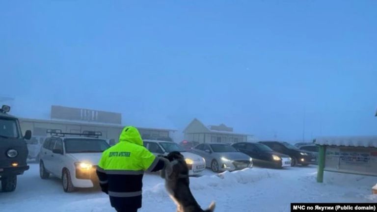 Якутск температура -49 авария тепло свет