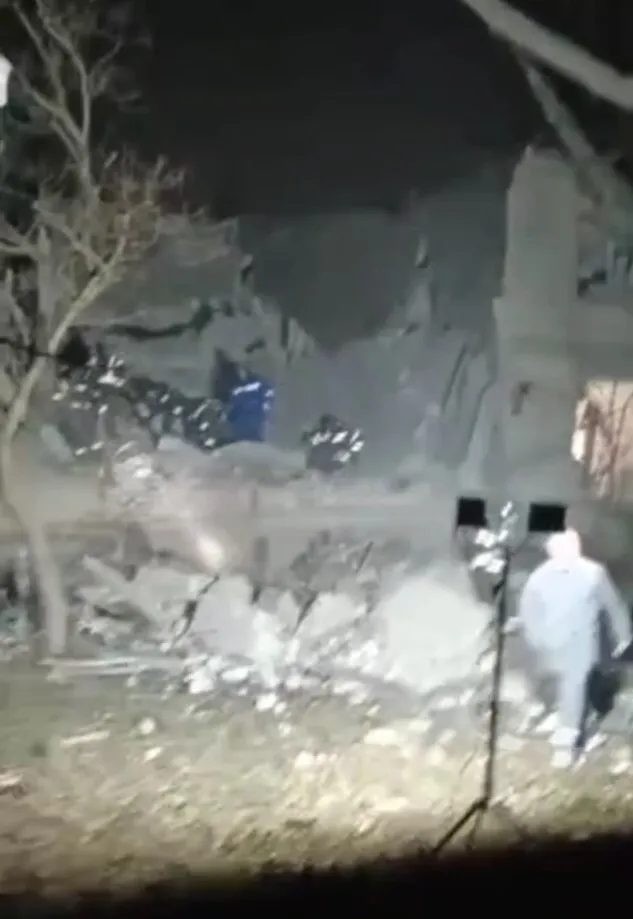 Тела вывозили КамАЗами: ВСУ уничтожили расположение оккупантов в Токмаке на Запорожье. Видео dqxikeidqxidqrant