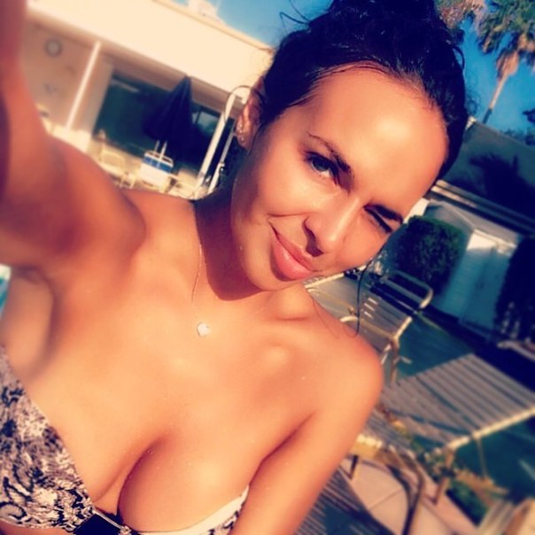 Внучка экс-премьера Украины прикинулась патриоткой страны - фото 7