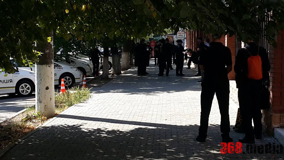 11951817_914927195252946_238219544551801100_n