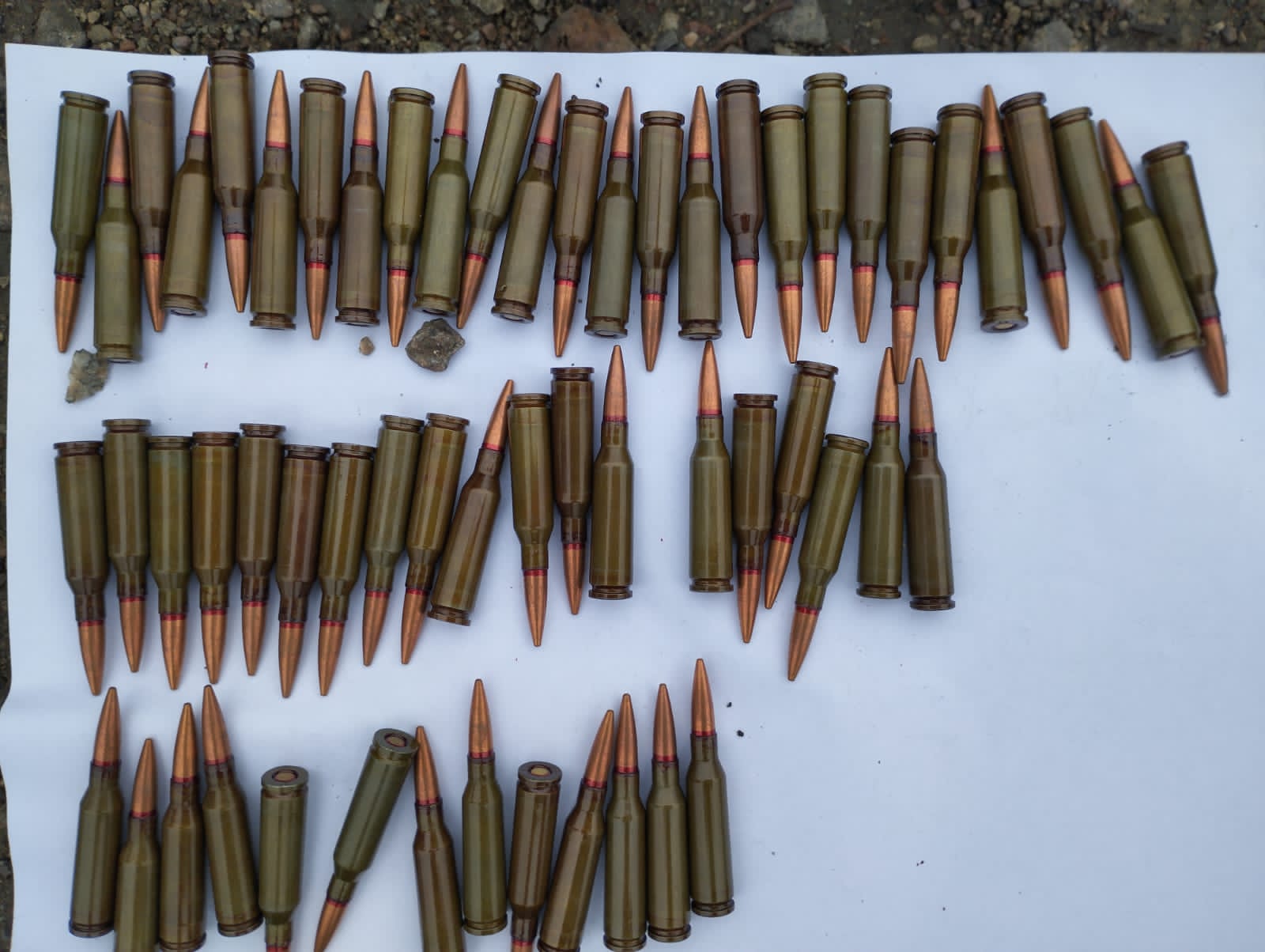 мужчина продавал на улице гранатомет  dqxikeidqxidqrant