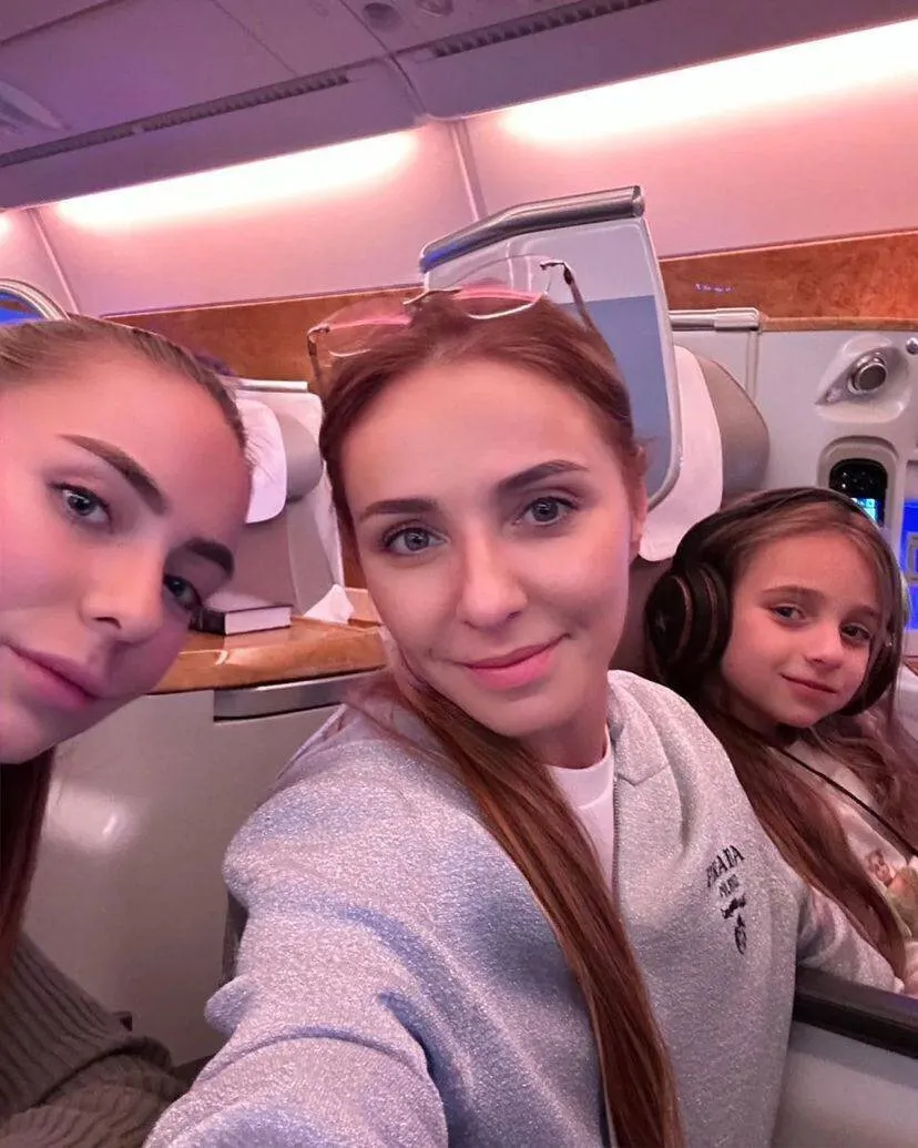 Дружину Пєскова зацькували в мережі після ’’непатріотичного’’ вчинку. Фотофакт dqxikeidqxidqeant