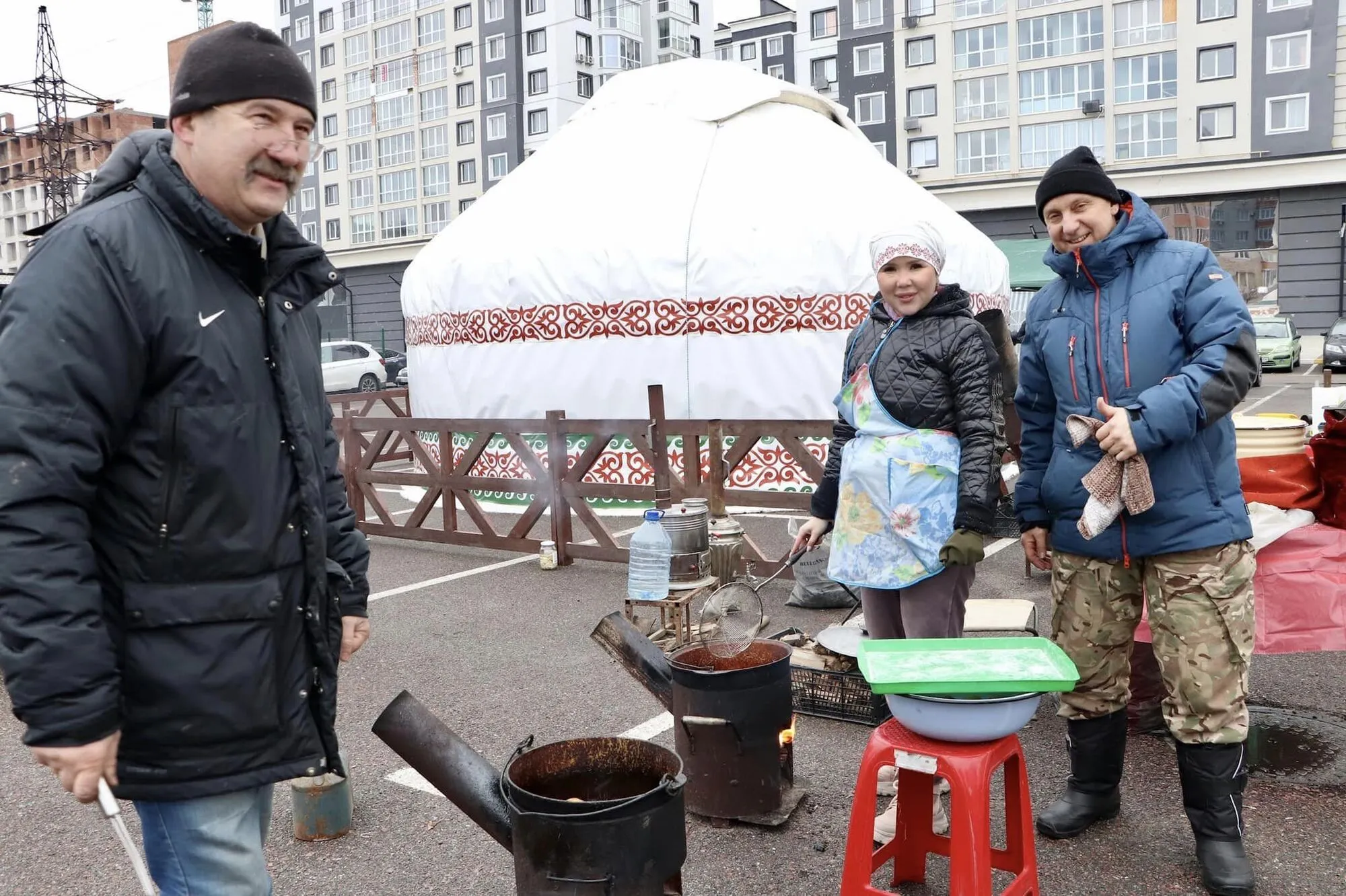 У Бучі почала працювати ’’юрта незламності’’. Фото