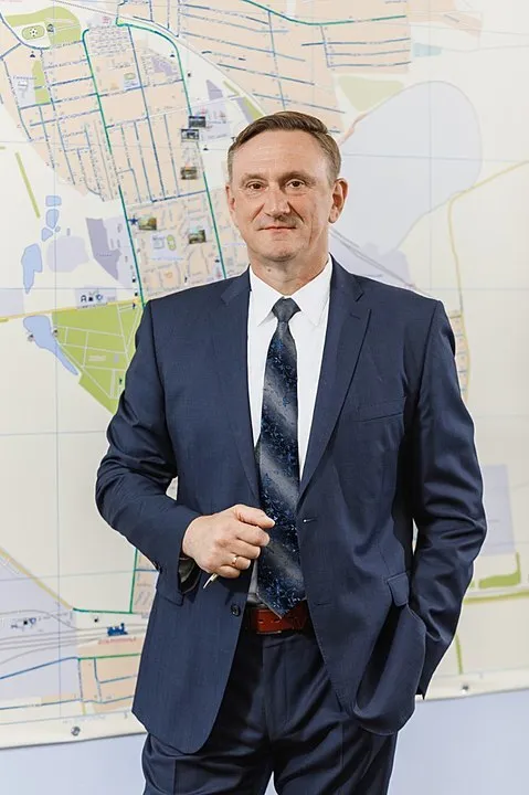 Нардеп Аксенов, имевший российский паспорт, написал заявление о сложении мандата: подробности dqxikeidqxidqrant