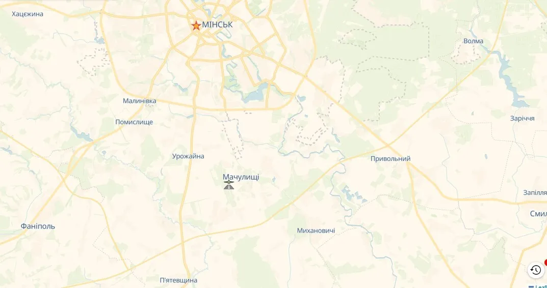 Росія перекидає додаткову авіацію до Білорусі: розвідка Британії оцінила загрозу для України dqxikeidqxidqeant