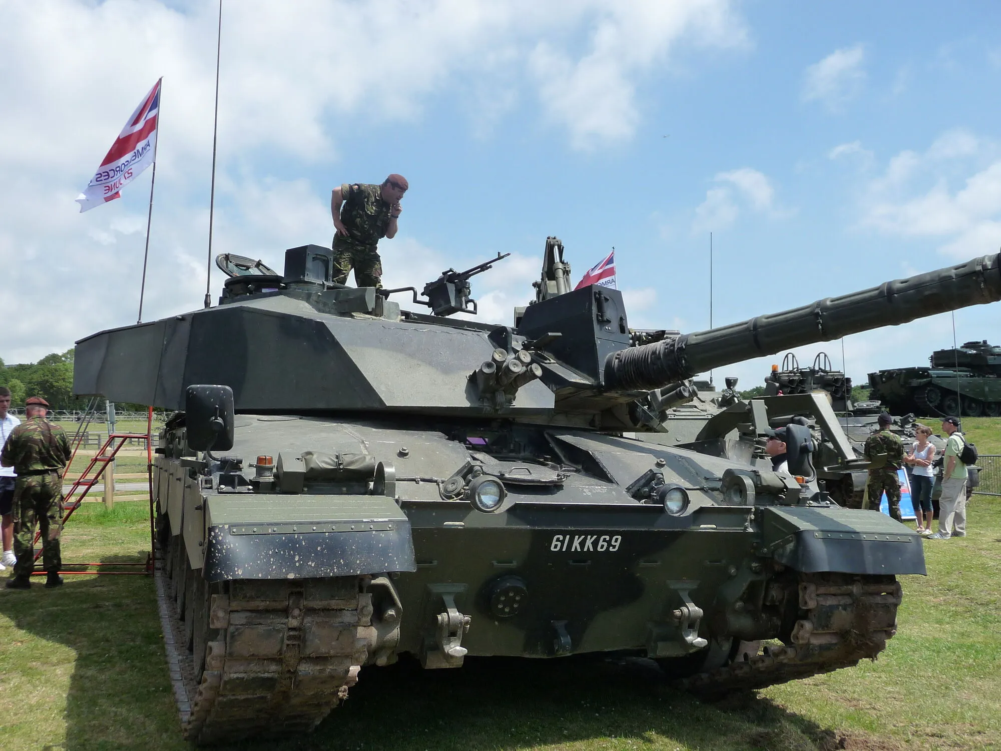    Challenger 2 dqxikeidqxidqrant