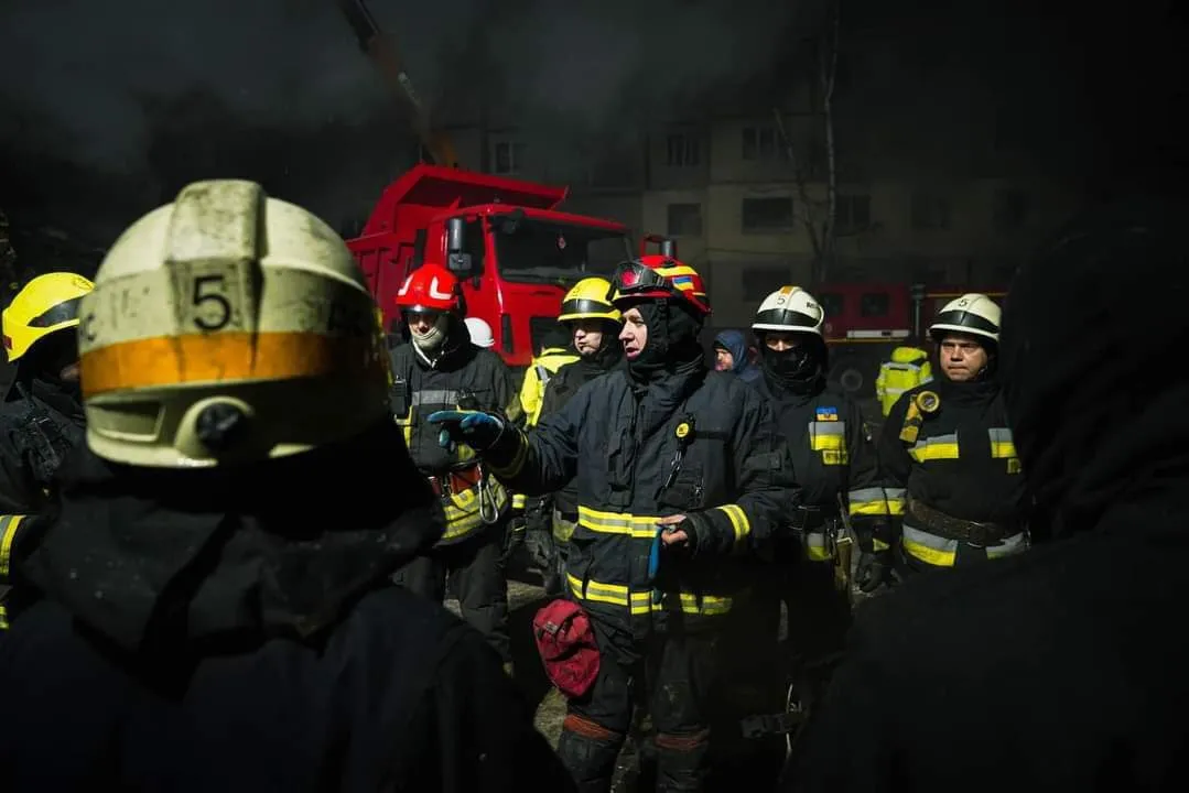 Наші рятувальники