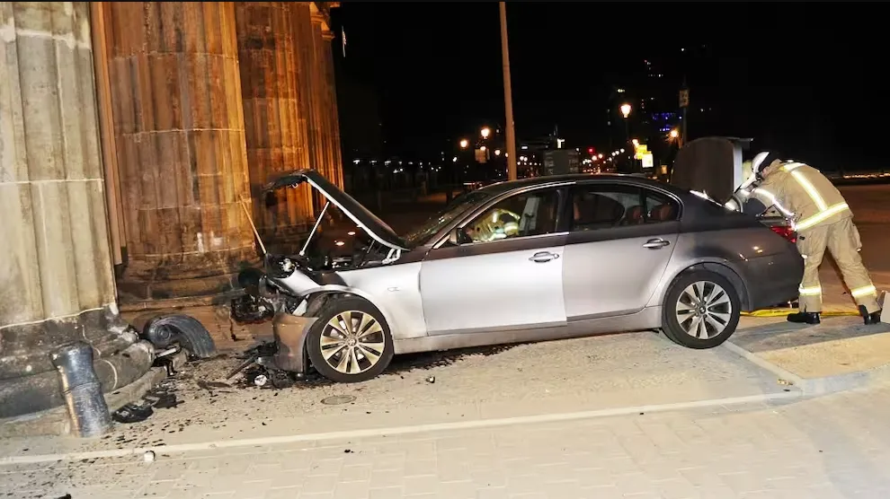  Mercedes dqxikeidqxidqeant