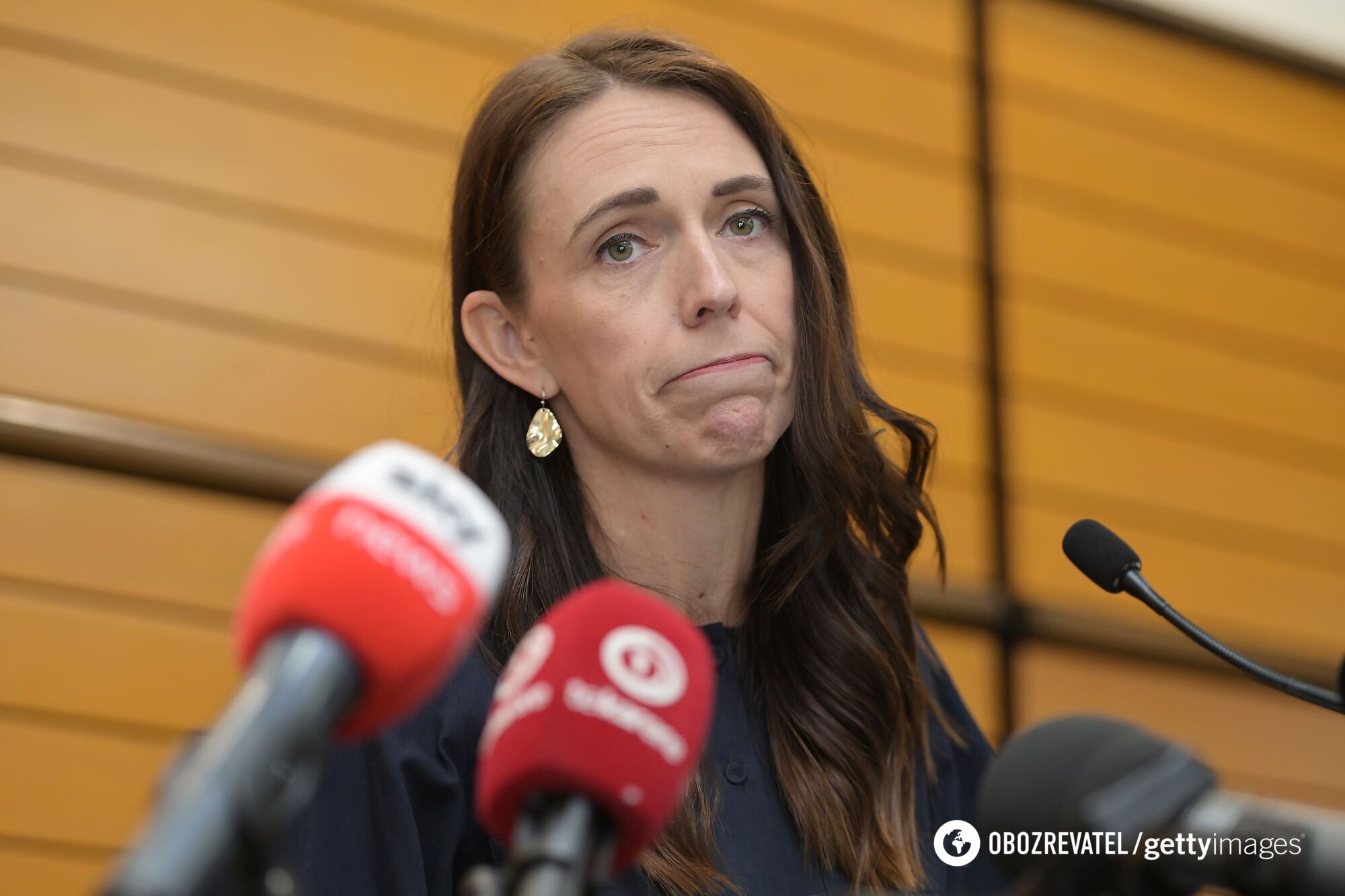 Премʼєрка Нової Зеландії запропонувала хлопцю одружитися під час своєї промови з нагоди звільнення dqxikeidqxidqrant